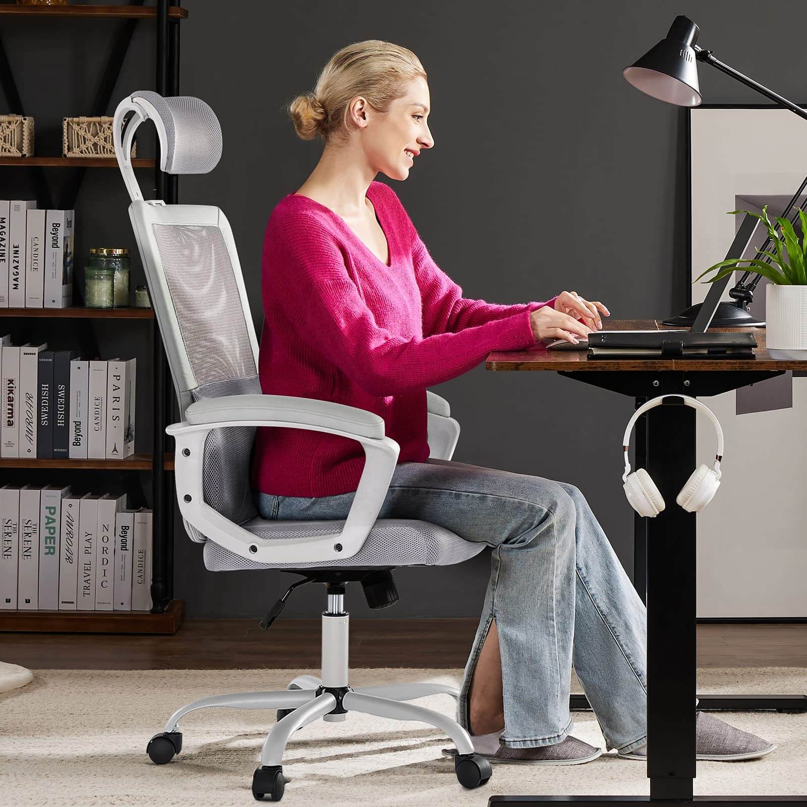 Ergonomic High-Back Mesh Office Chair with Adjustable Lumbar Support and Headrest